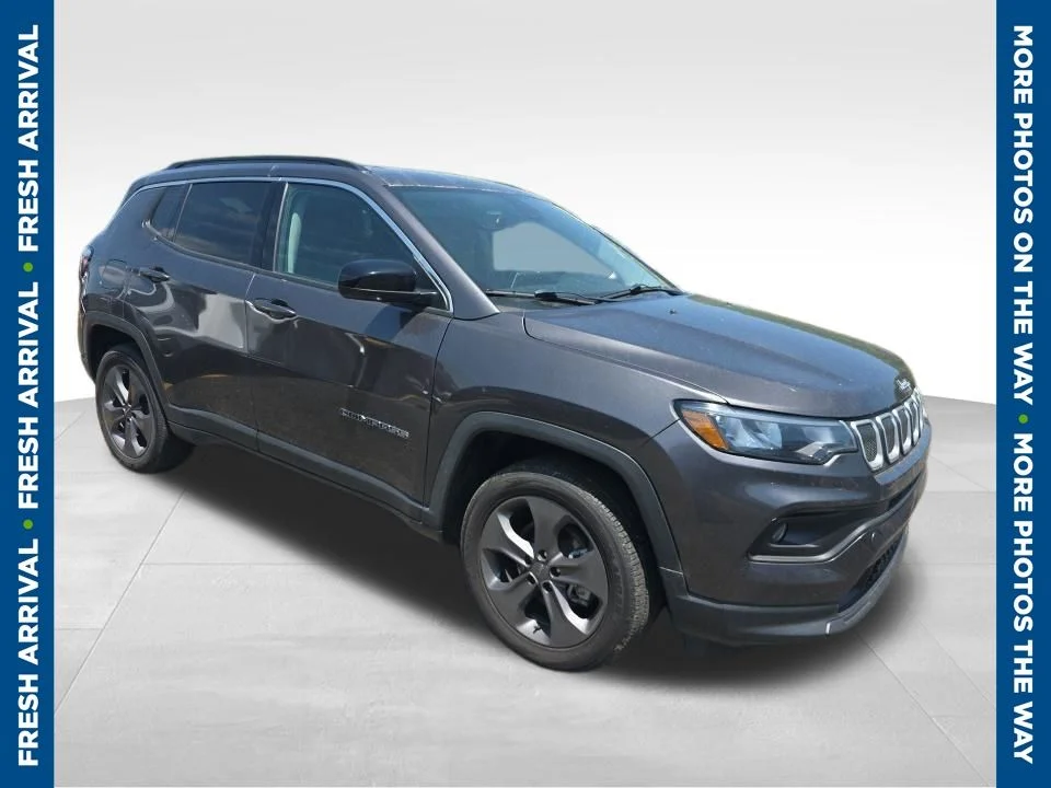 2022 Jeep Compass Latitude Lux 4X4's photo