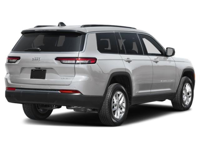 New 2026 Silver Zynith Exterior Paint Jeep Limited image 2