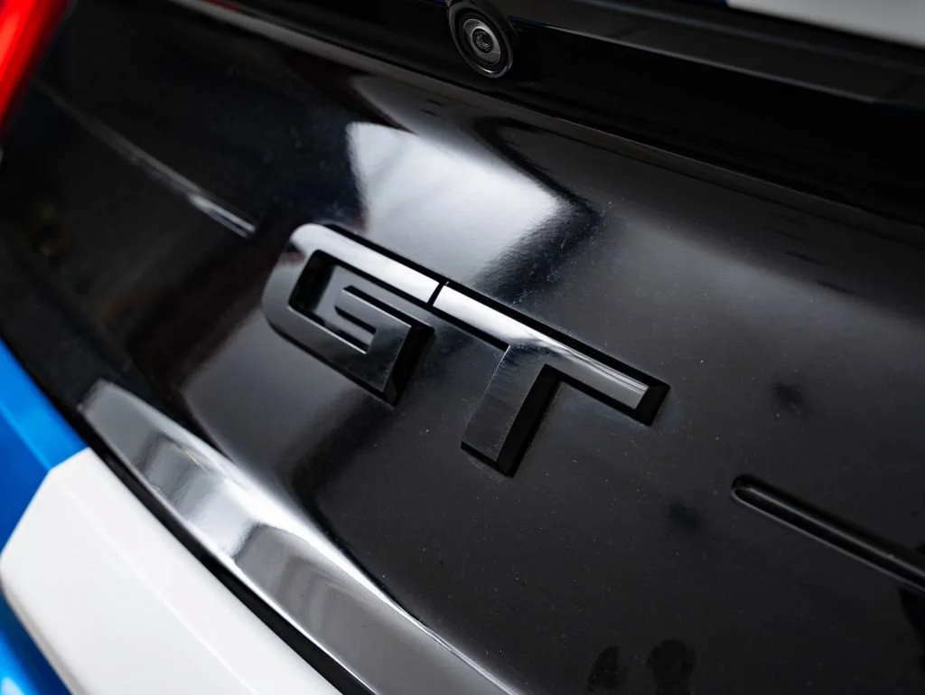 Used 2021 Velocity Blue Metallic Ford GT Premium image 18