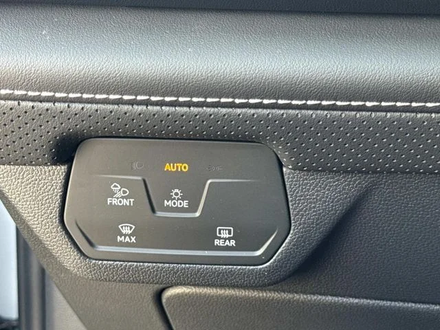 2026 Volkswagen Atlas SE w/Tech - Photo 29