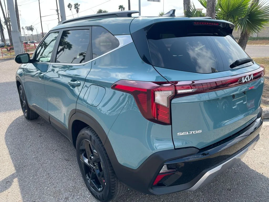 New 2026 Blue Kia EX image 5