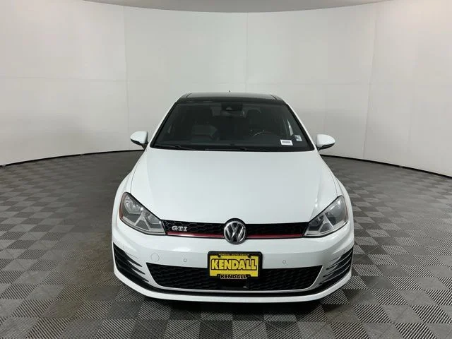 3VW5T7AU5GM004797