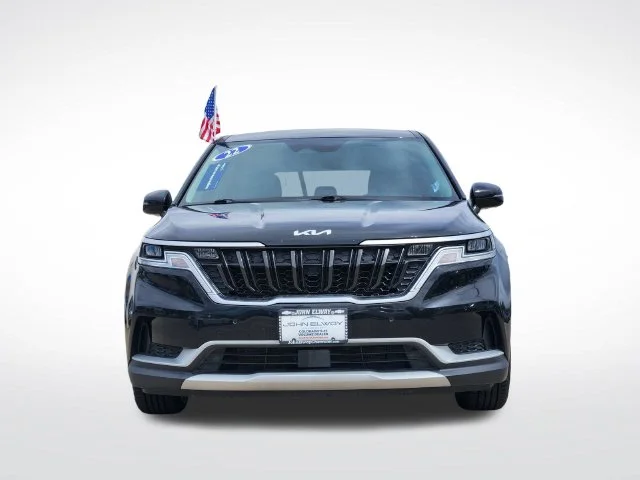 Used 2022 Black Kia EX image 2