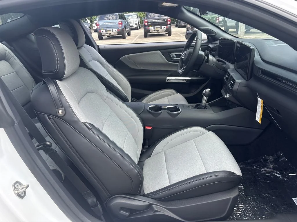 New 2025 White Ford EcoBoost image 27