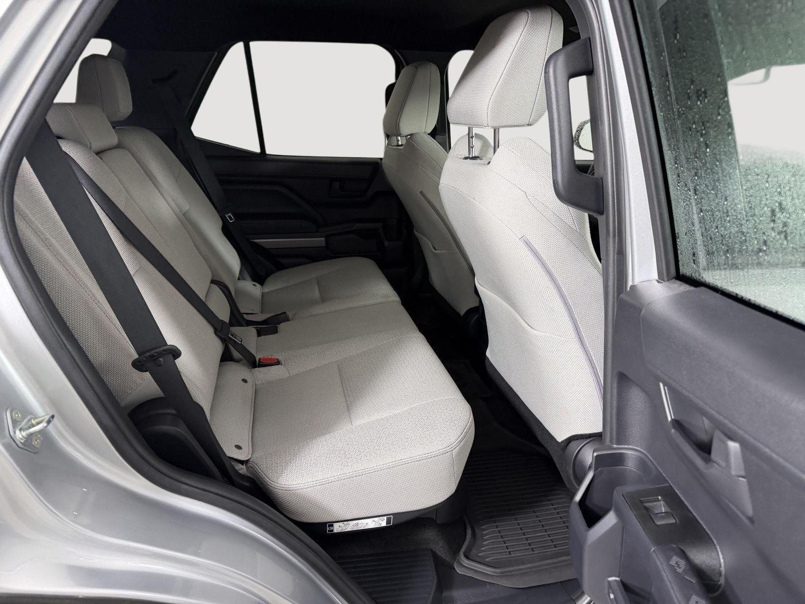 Used 2026 Cutting Edge Toyota SR5 image 17