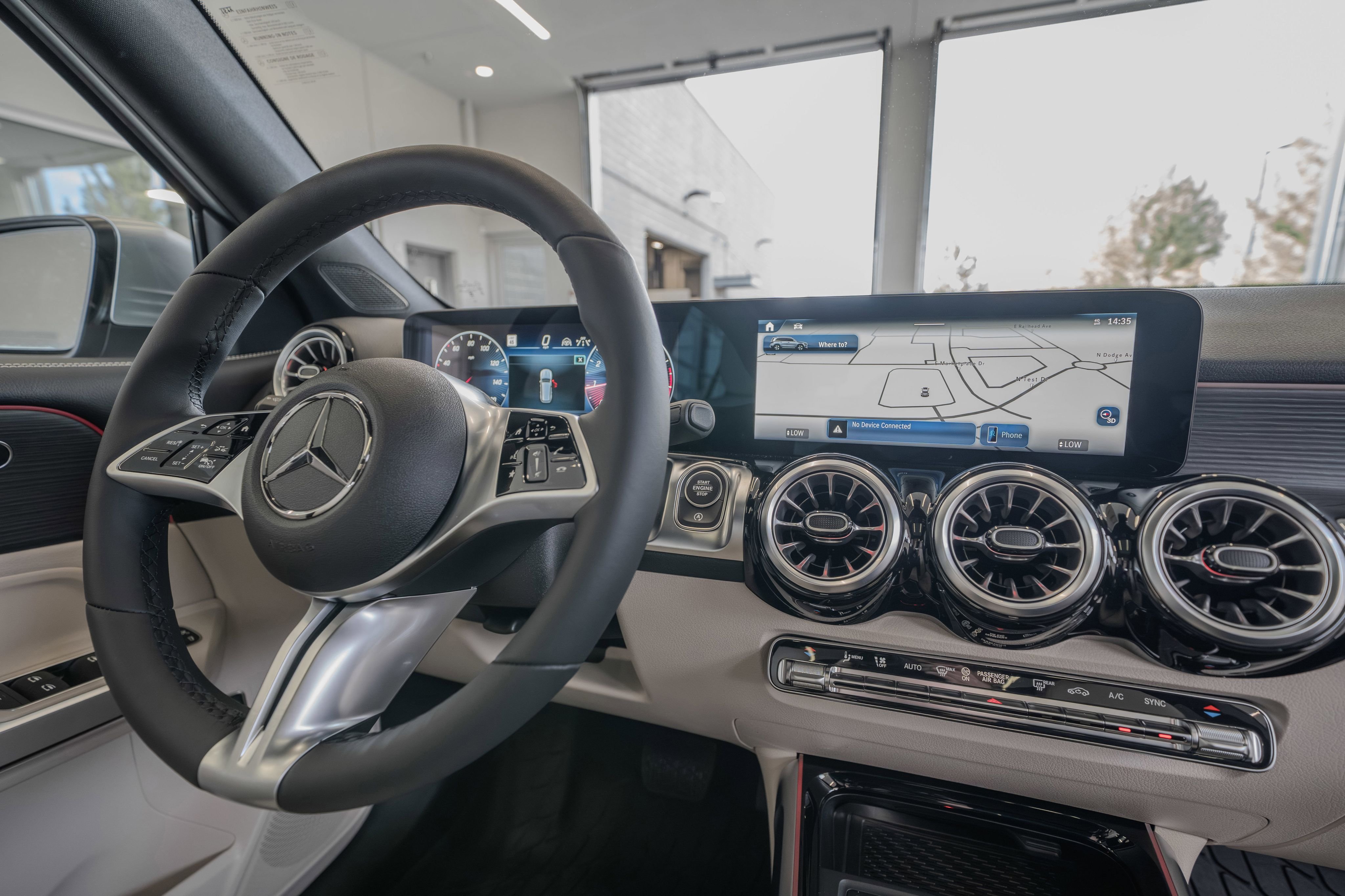 New 2026 Cirrus Silver Metallic Mercedes-Benz GLB 250 image 19