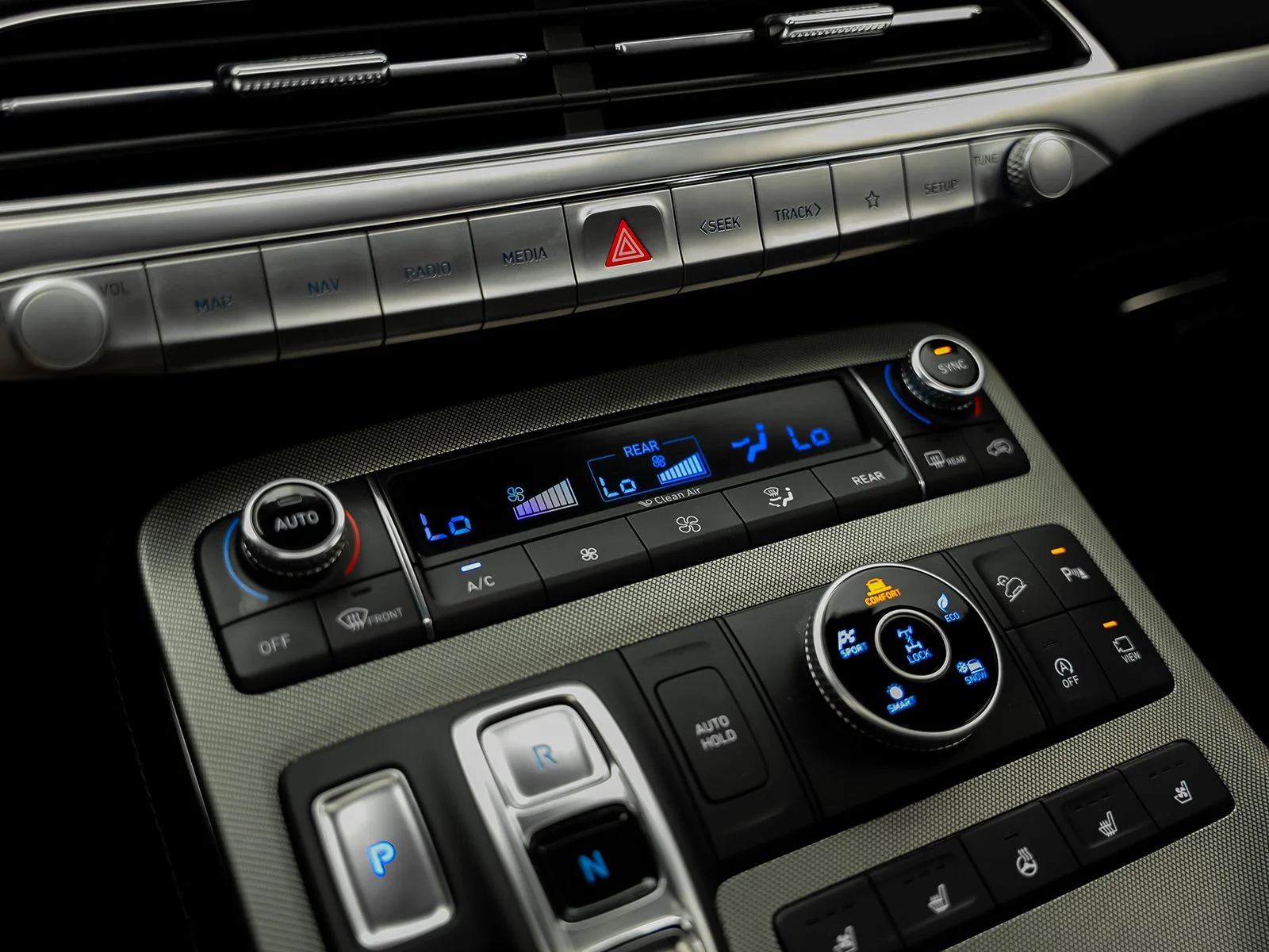 Used 2020 Silver Hyundai Limited image 51