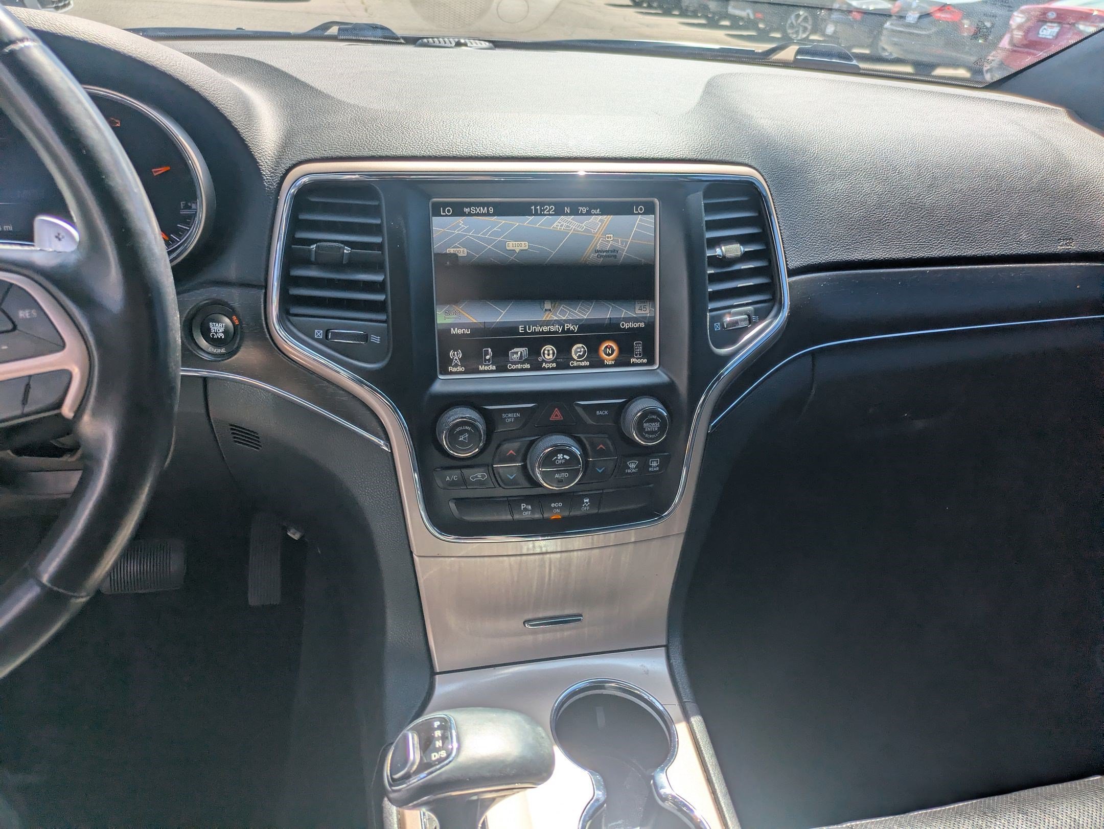 Used 2015 Granite Crystal Metallic Clearcoat Jeep Limited image 23