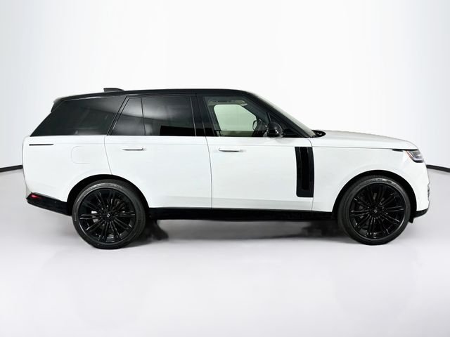 New 2027 White Land Rover SE image 4