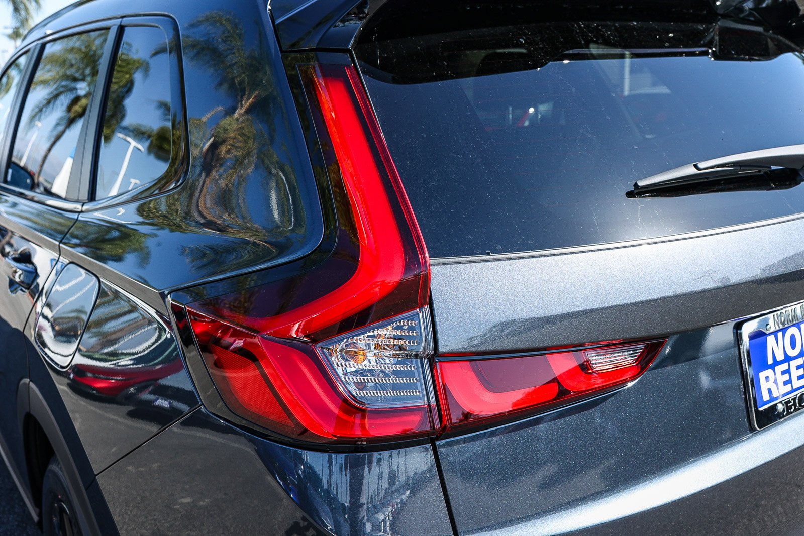 New 2027 Meteorite Gray Metallic Honda Sport Touring AWD image 7
