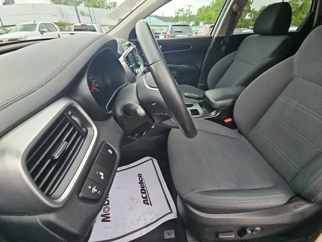 Used 2019 Silver Kia LX image 12