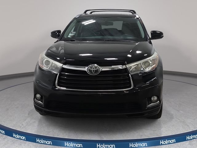 Used 2016 Black Toyota Limited Platinum V6 image 3