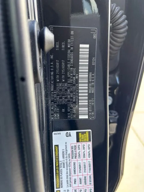 Used 2025 Black Toyota L image 8