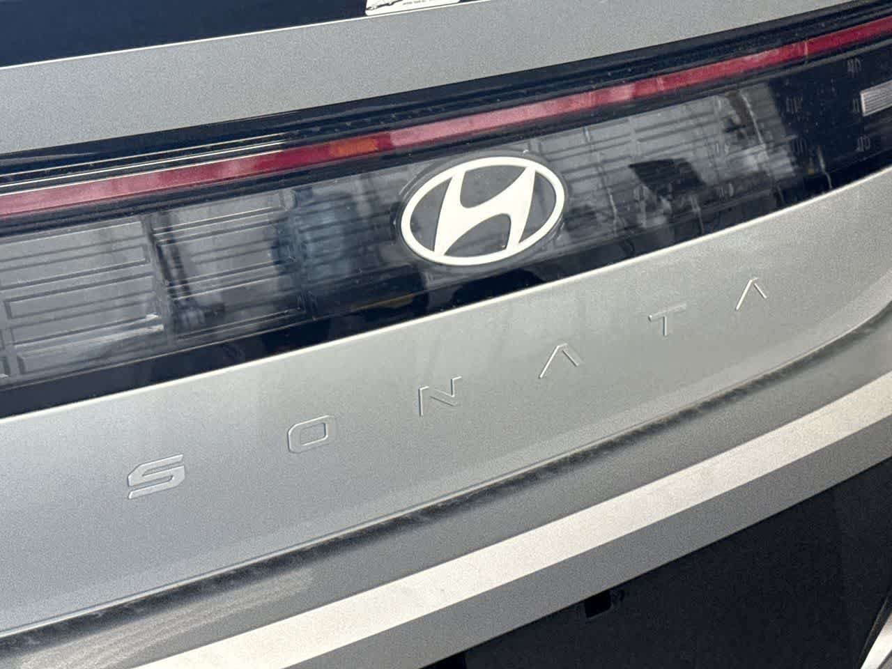 New 2026 Aero Silver Hyundai SE image 10