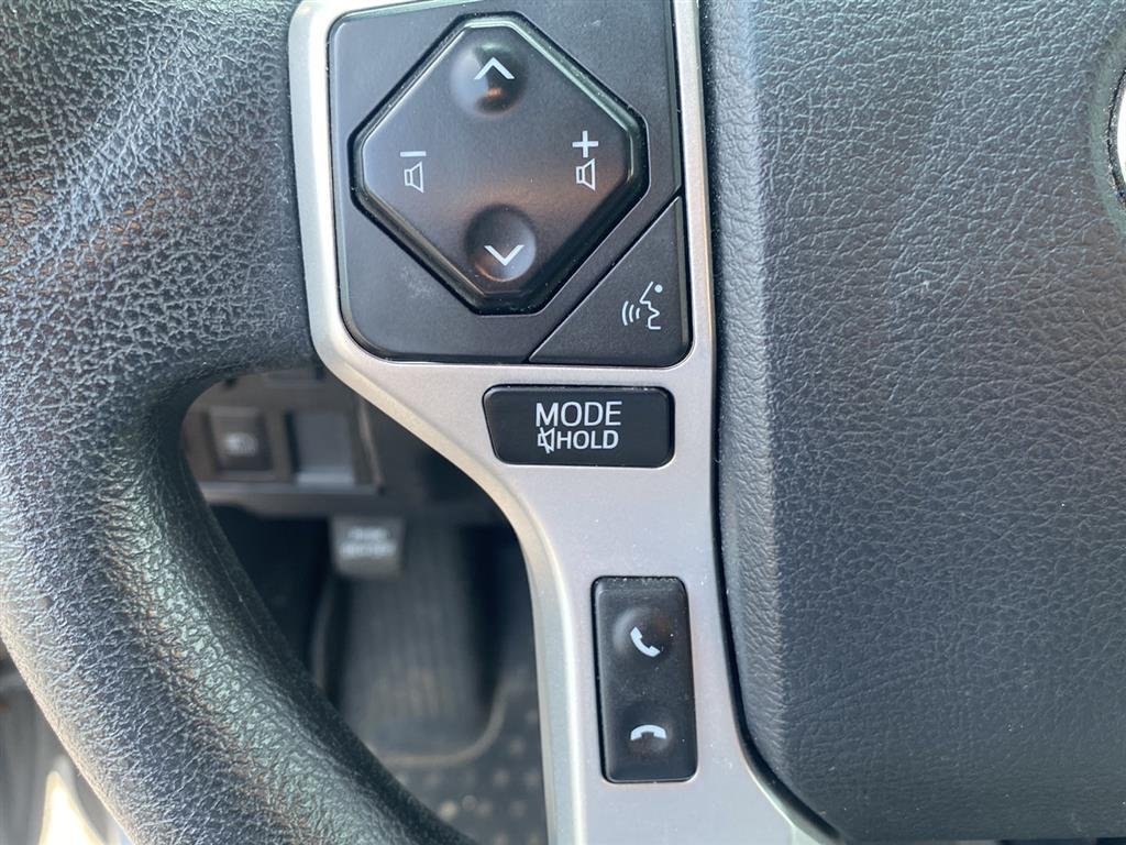Used 2019 Cement Toyota SR5 image 13
