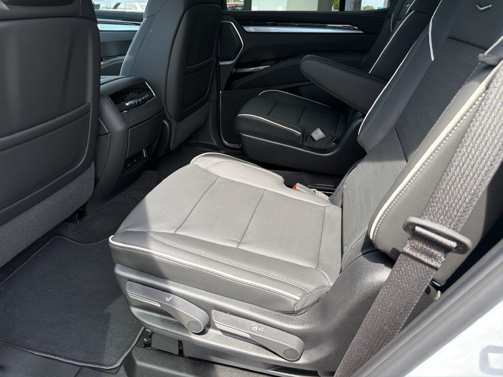 2026 Cadillac Escalade Luxury - Photo 20