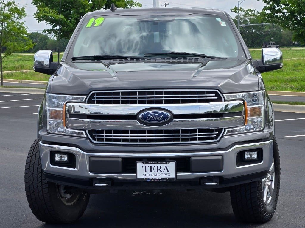 Used 2019 Magnetic Ford Lariat image 3