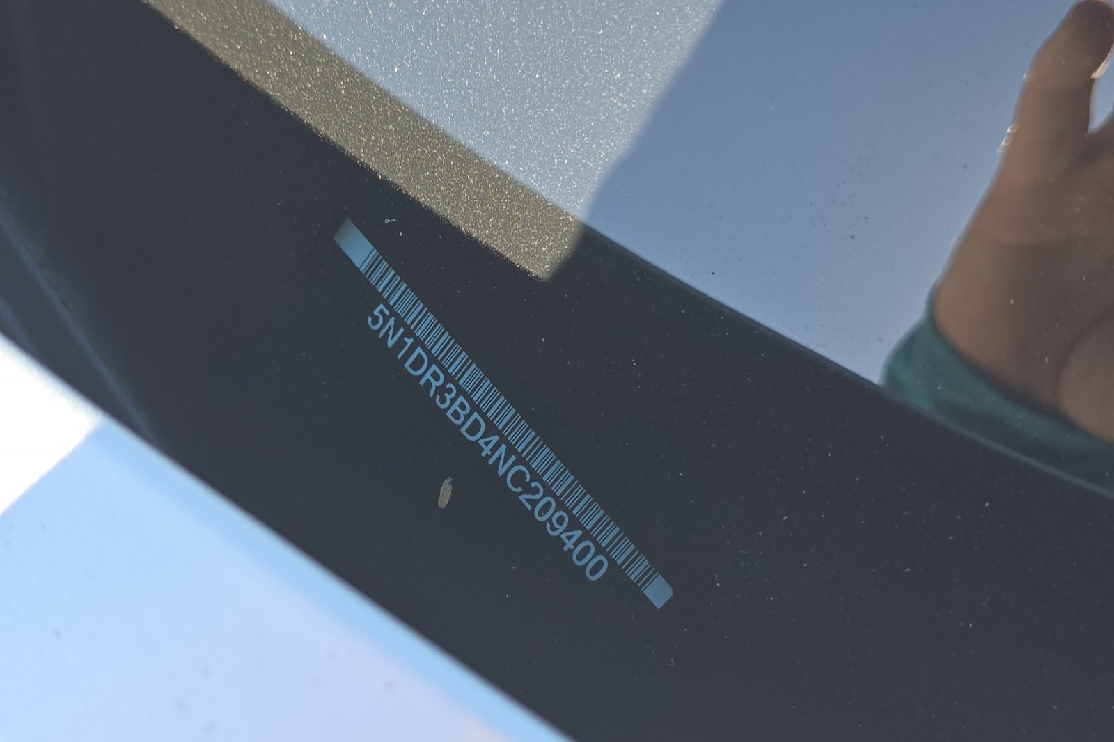 Used 2022 Brilliant Silver Metallic Nissan SV image 3