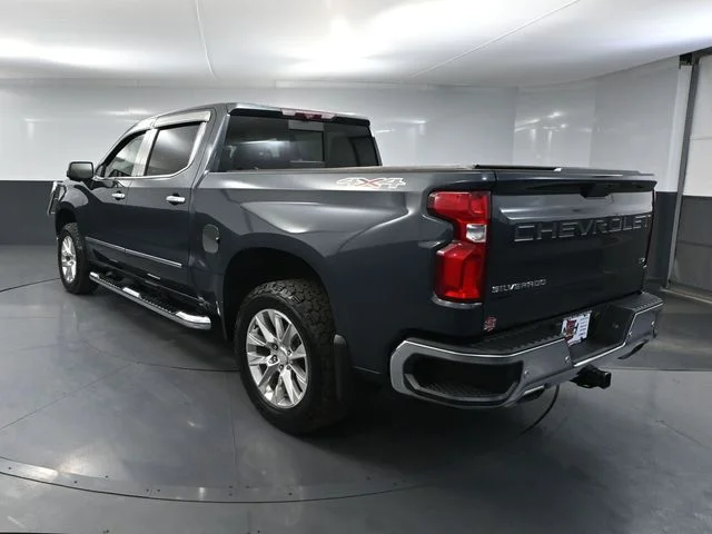 Used 2020 Gray Chevrolet LTZ image 9