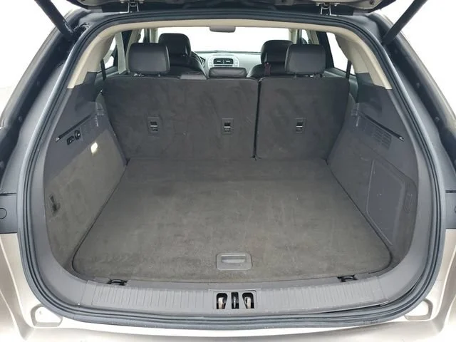 Used 2019 Iced Mocha Prem Lincoln Reserve image 28