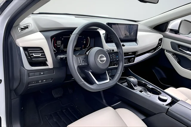 Used 2024 White Nissan SL image 14