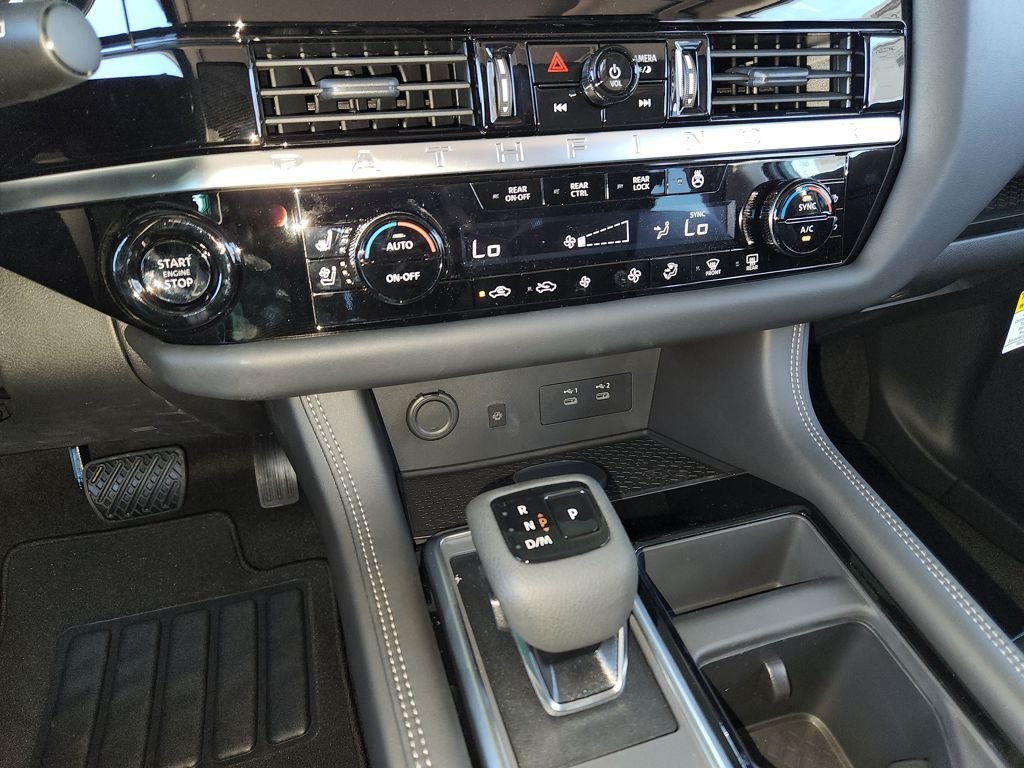 New 2026 Everest White Pearl TriCoat Nissan Platinum image 20