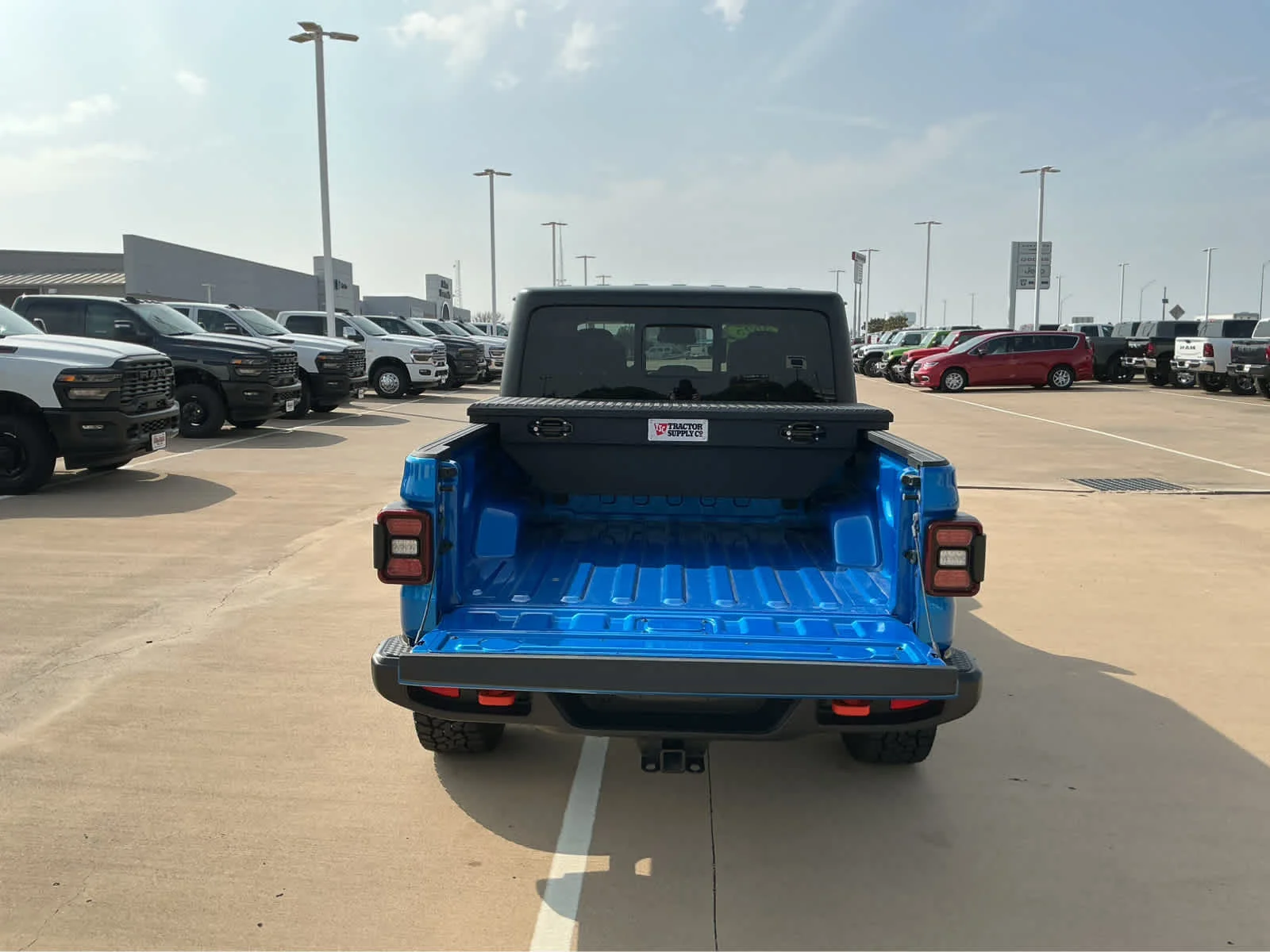 Used 2025 Hydro Blue Pearlcoat Jeep Mojave image 9