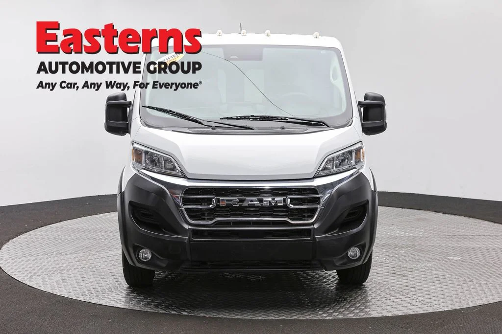 Used 2023 White Ram Base image 2