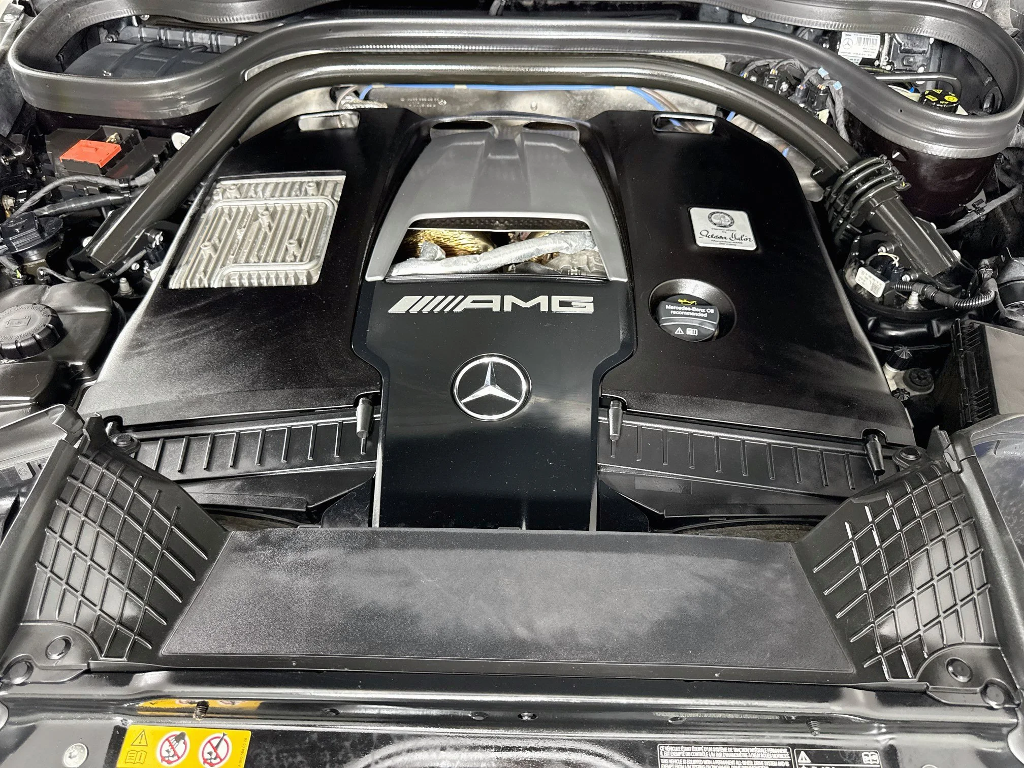 Used 2020  Mercedes-Benz AMG® G 63 image 32
