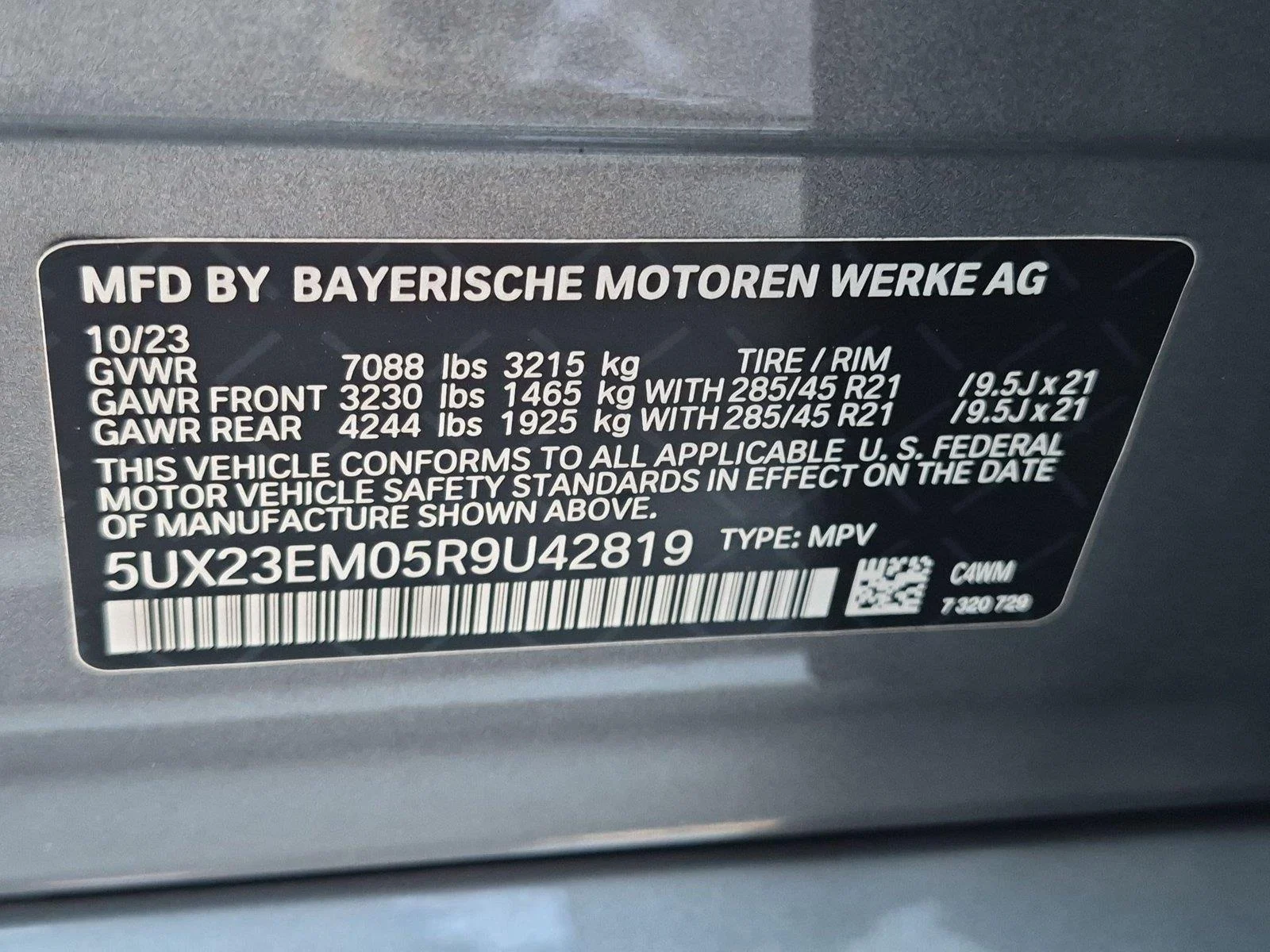 Used 2024 Skyscraper Grey Metallic BMW xDrive40i image 34