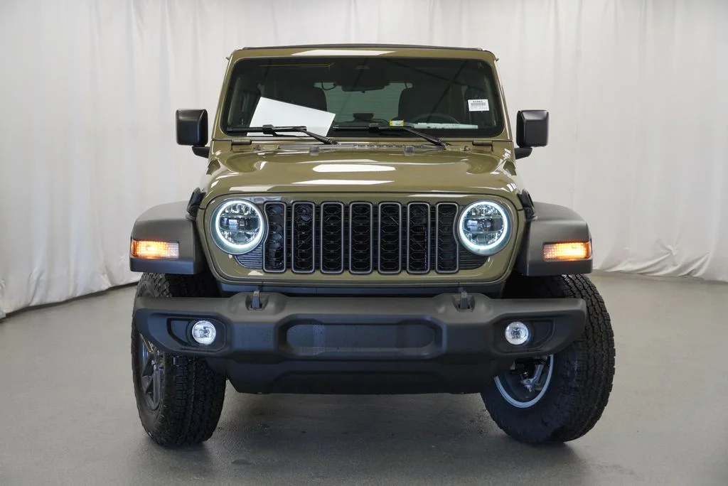 New 2027 41 Paint Jeep Sport image 7
