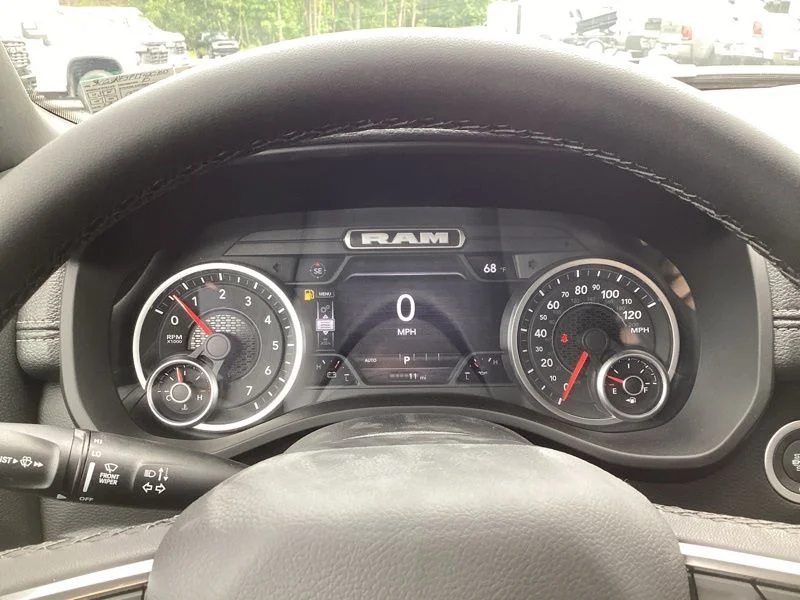 New 2026 Silver Zynith Exterior Paint RAM Laramie image 33