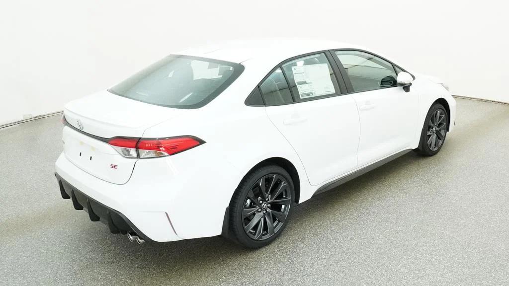 New 2026 Ice Cap Toyota SE image 18
