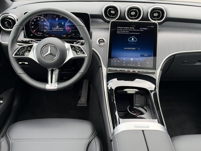 Used 2026 Starling Blue Metallic Mercedes-Benz GLC 300 image 33