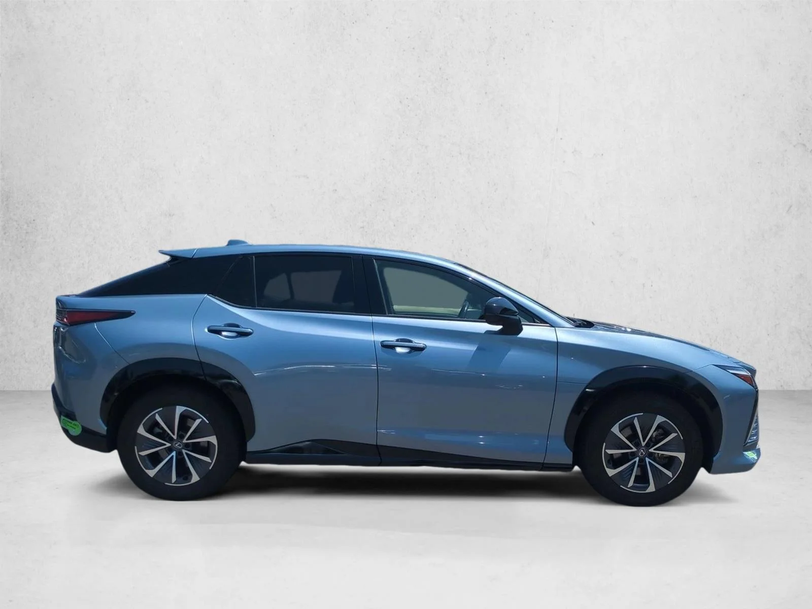 Used 2023 Ether Lexus RZ 450e Premium image 5