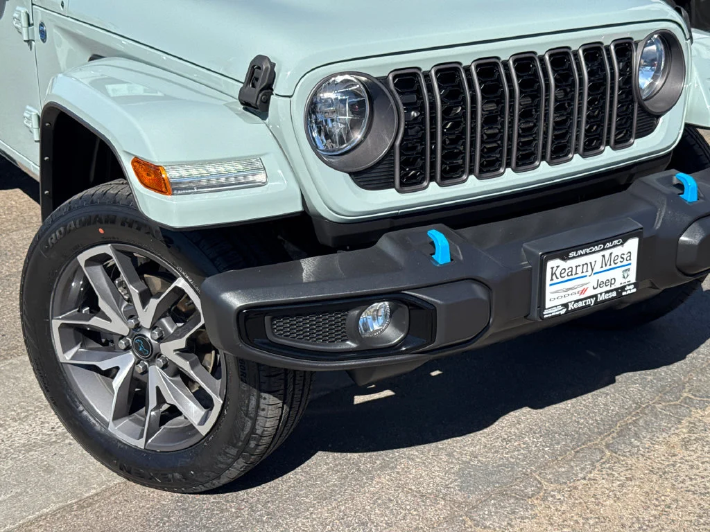 Used 2024 Gray Jeep Sport S 4xe image 6