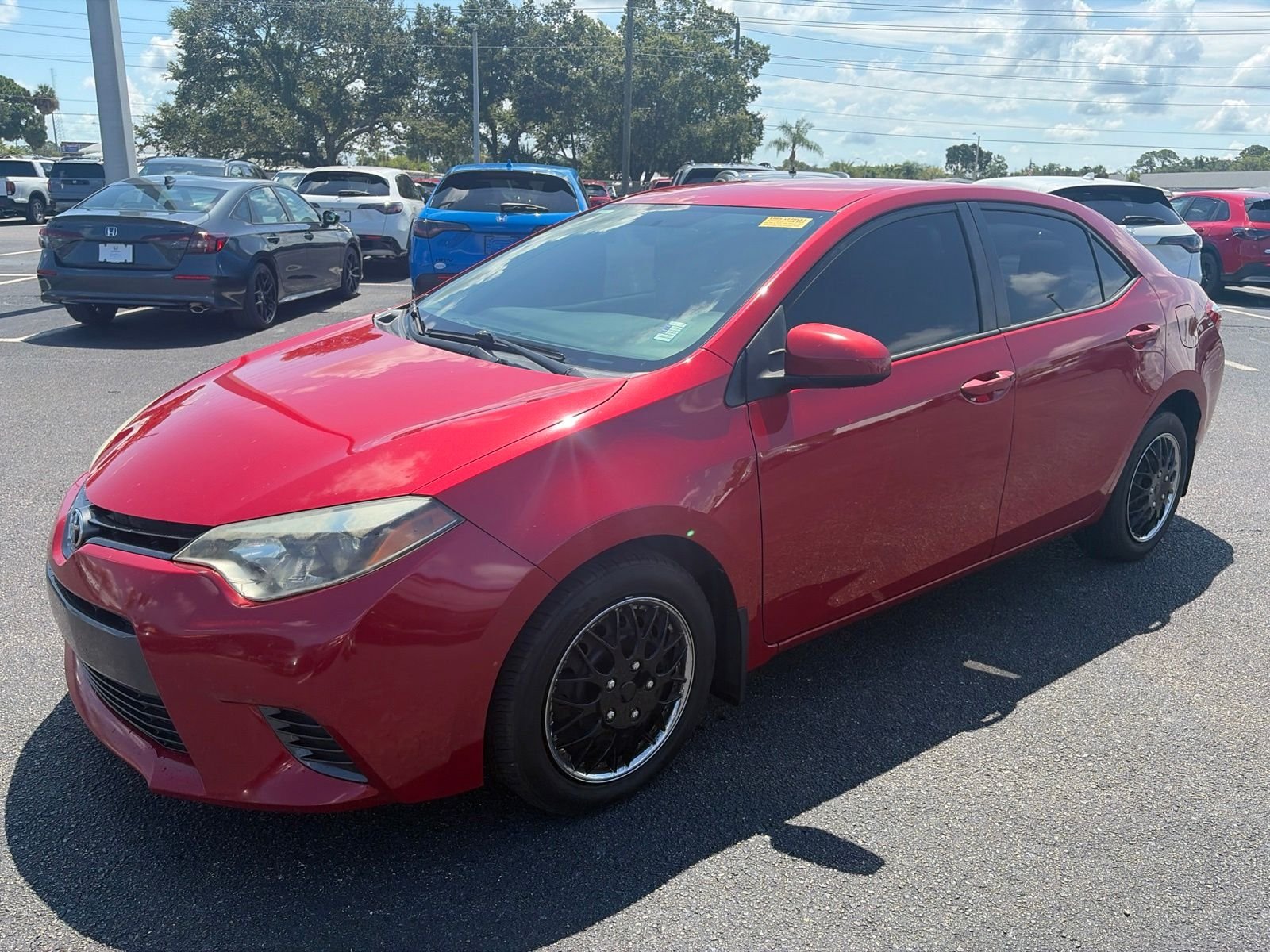 Used 2016 Red Toyota LE image 3
