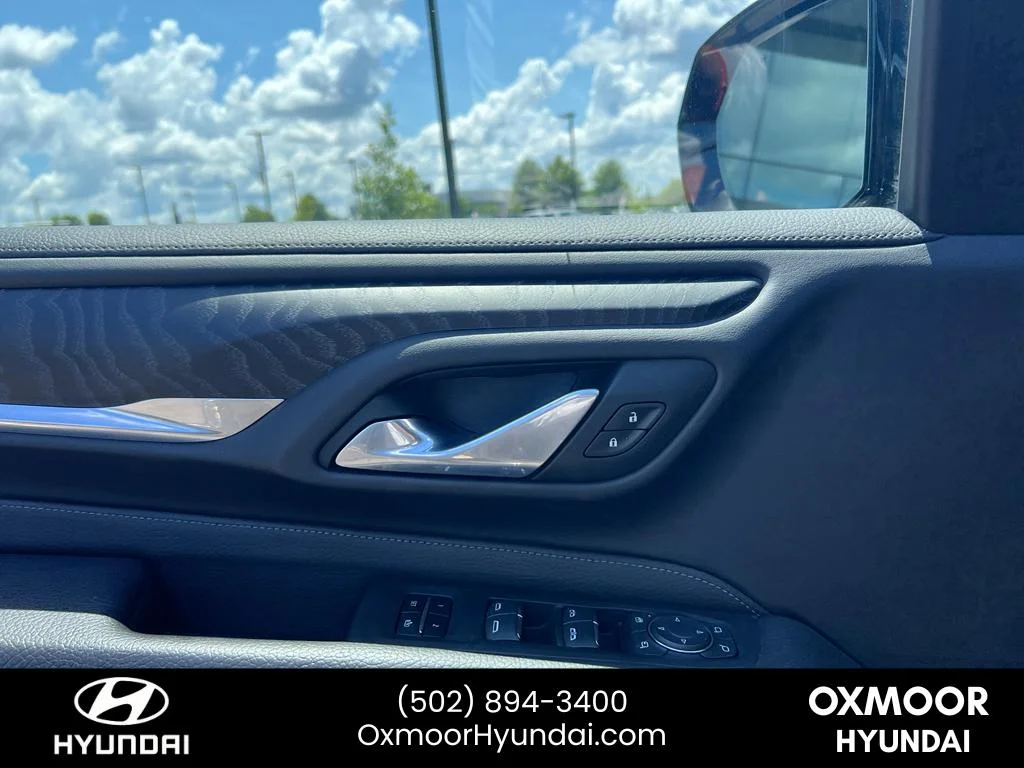 Used 2023 Onyx Black GMC Denali image 17