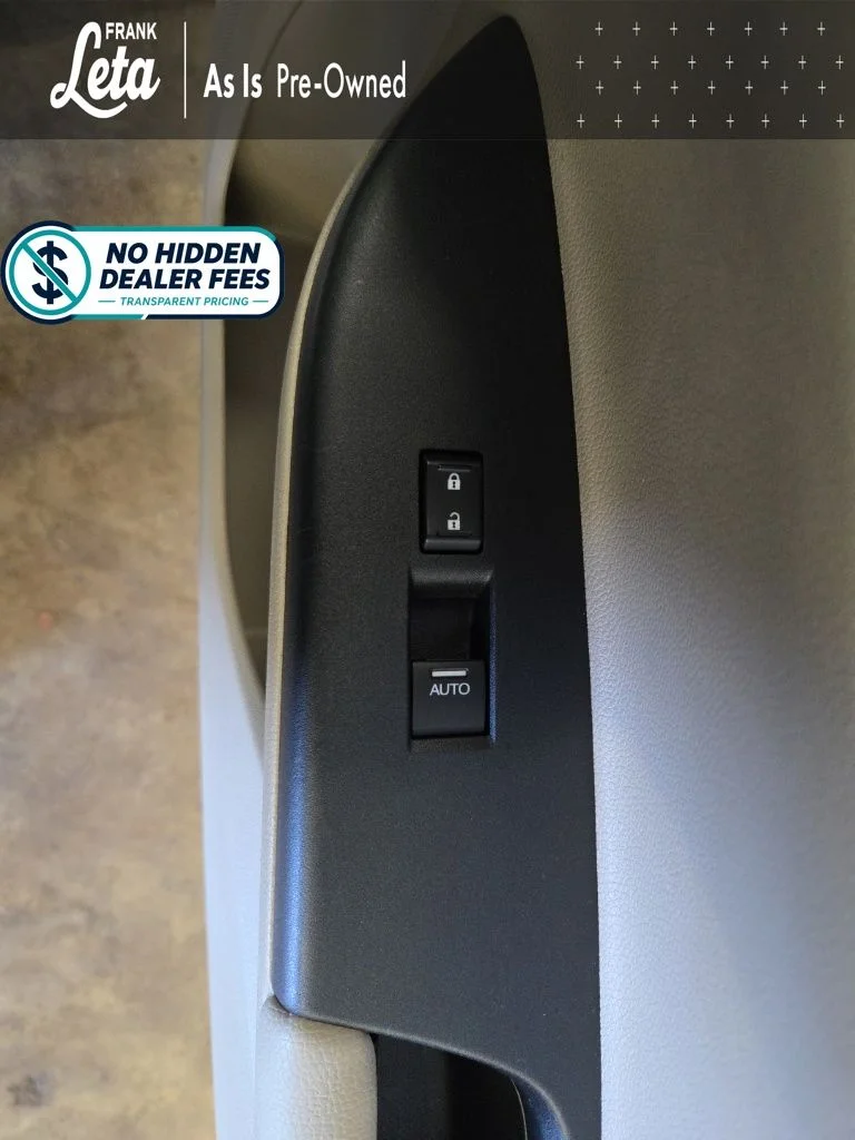 Used 2014 White Honda EX-L image 23