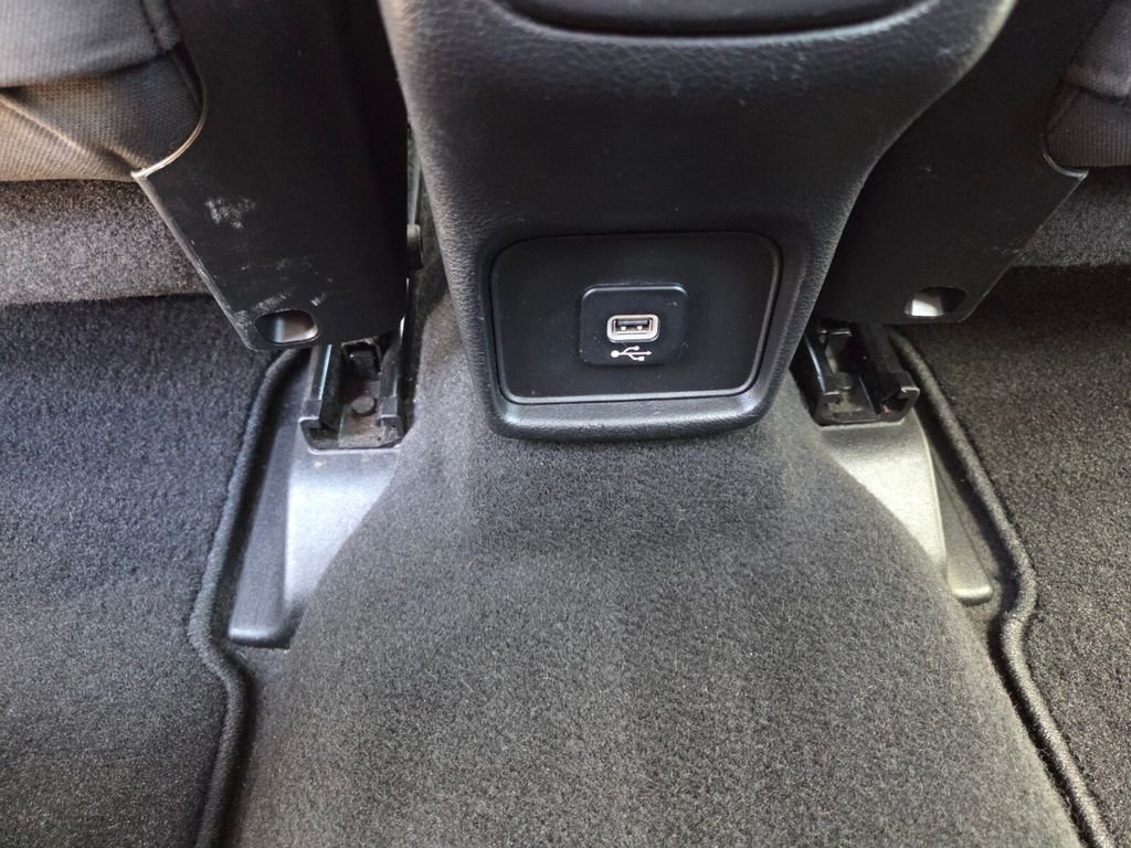 Used 2018 Black Jeep Sport image 15