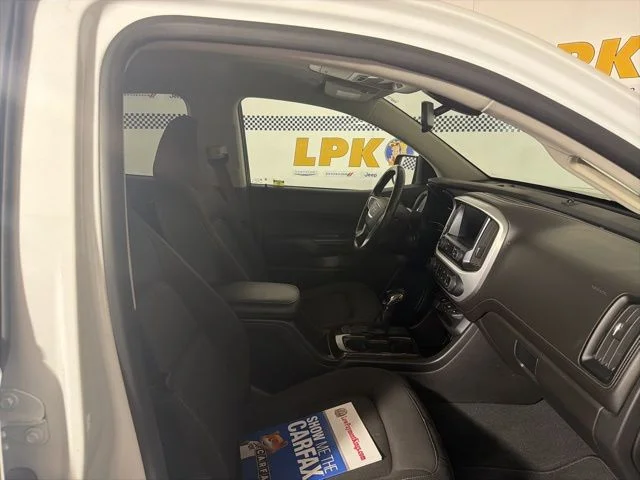 Used 2022 Summit White GMC Elevation image 33