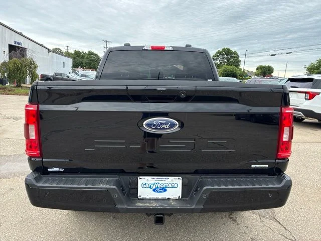 Certified Used 2023 Agate Black Metallic Ford XLT image 9