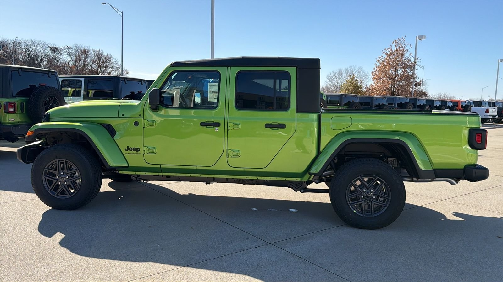 New 2026 Mojito Exterior Paint Jeep Sport S image 6