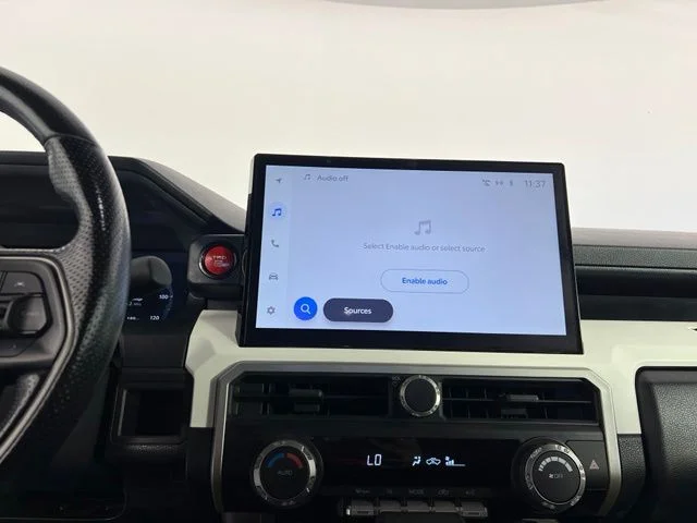 2024 Toyota Tacoma SR5 - Photo 16