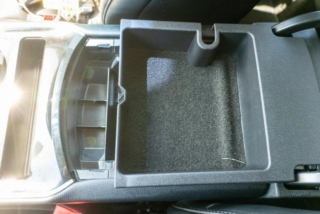 Used 2019 Gray Ford SEL image 36
