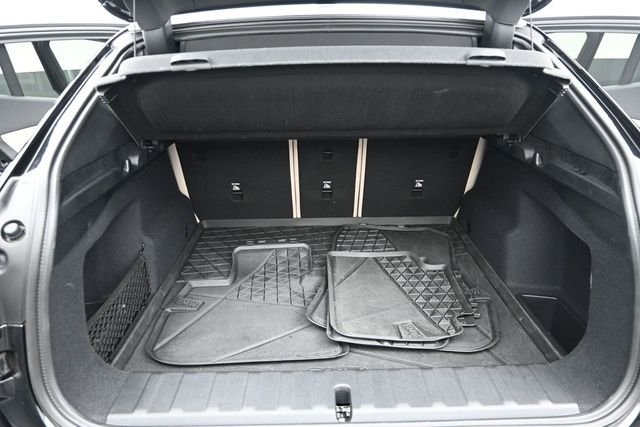 Used 2025 Black BMW xDrive28i image 19