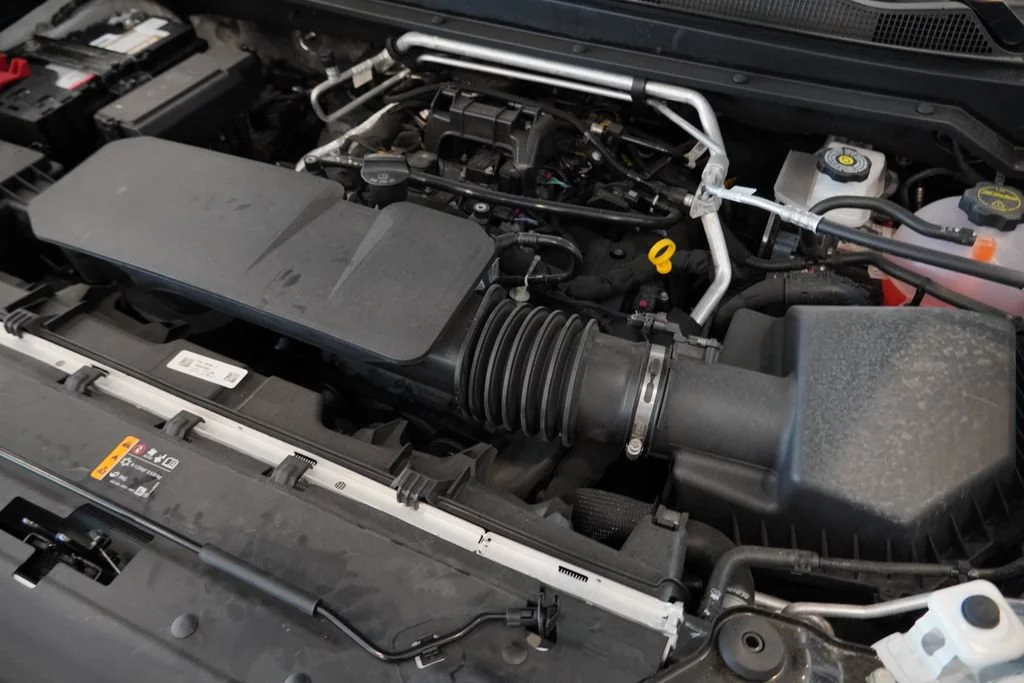 New 2026 Summit White Chevrolet LT image 39