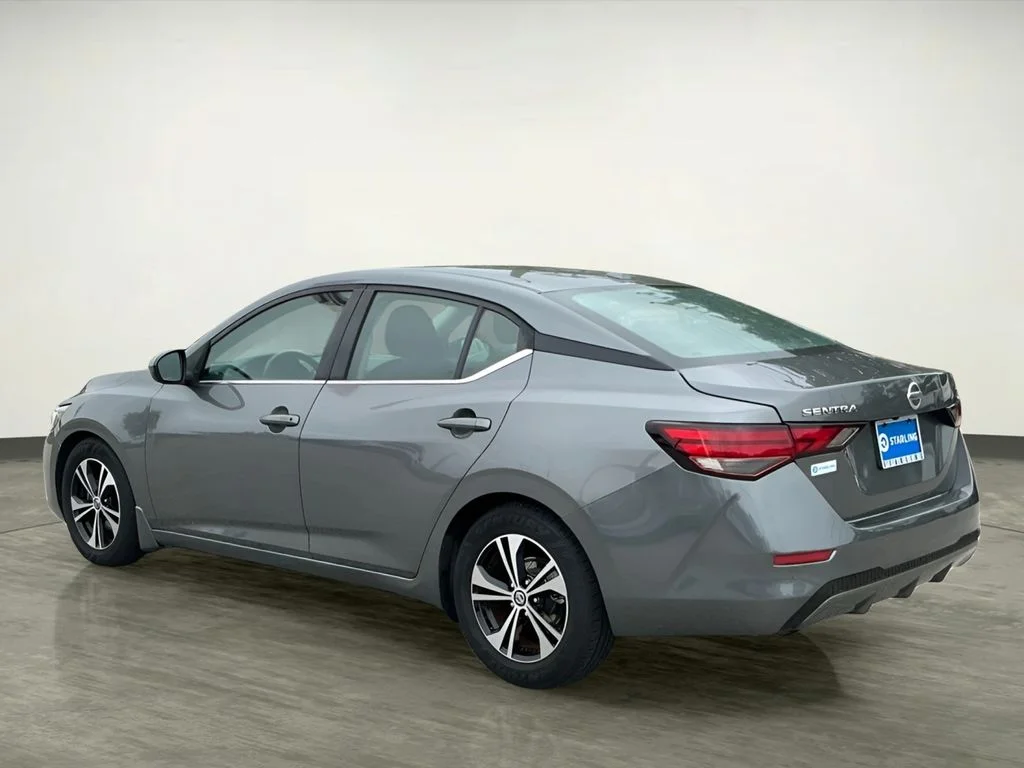 Used 2022 Gray Nissan SV image 4
