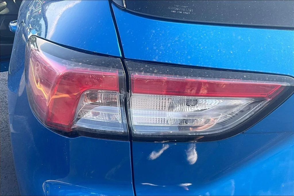 Used 2020 Blue Ford Titanium image 29