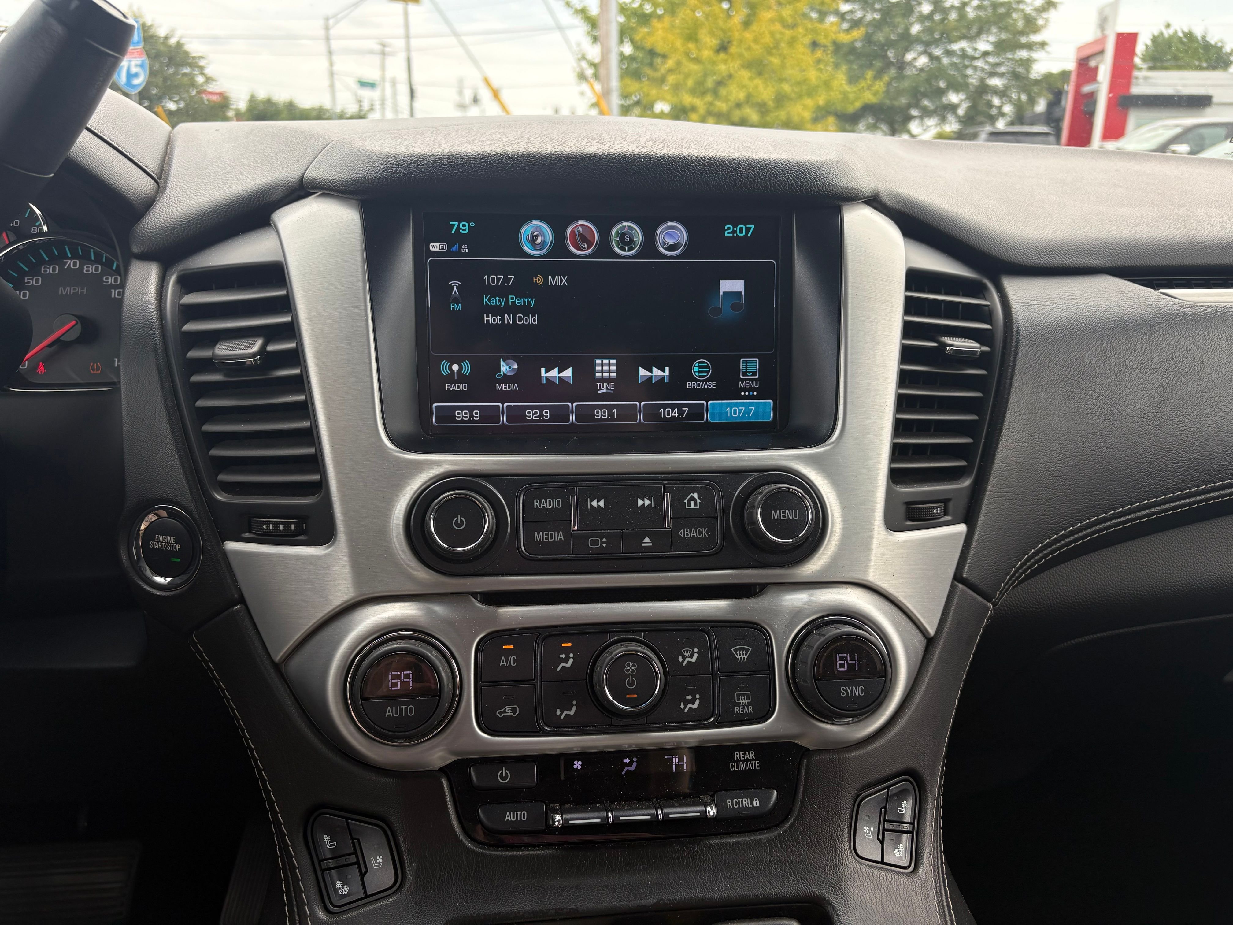 Used 2018 Summit White GMC SLT image 12